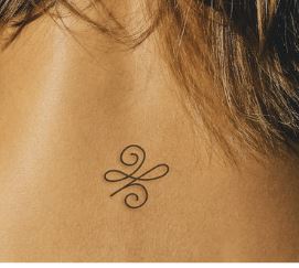 Tatuaggio Semipermanente  Raffinatezza sulla Pelle